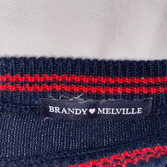 Red, blue, and white Brandy Melville sweater - Picture 2 of 2